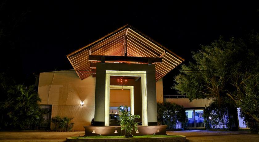 Miridiya Lake Resort Anuradhapura Exterior foto
